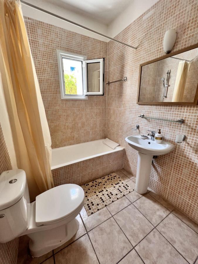 Pafia Sunbeach Townhouse パ フォス エクステリア 写真